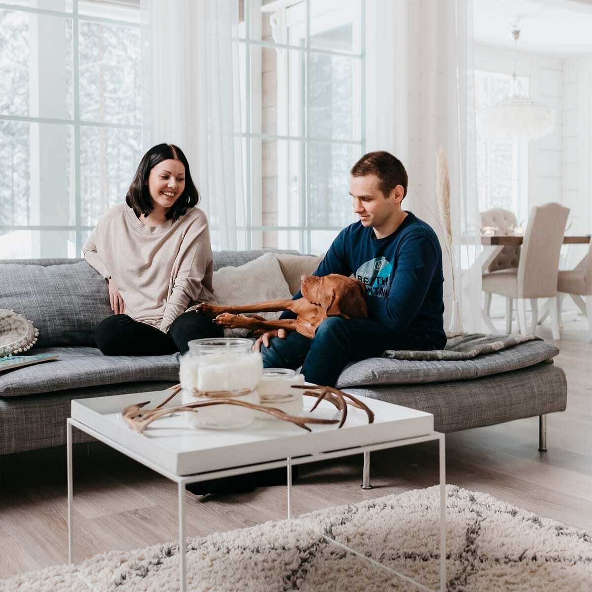 honka-heimon-kylassa-nuoren-perheen-hirsikoti-mantymetsan-suojassa_10