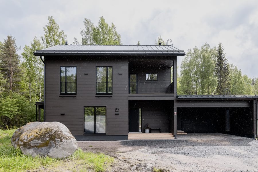 honka-log-home-reference-hirsihaave-outside-3-photo-minnakivinen-or4002658