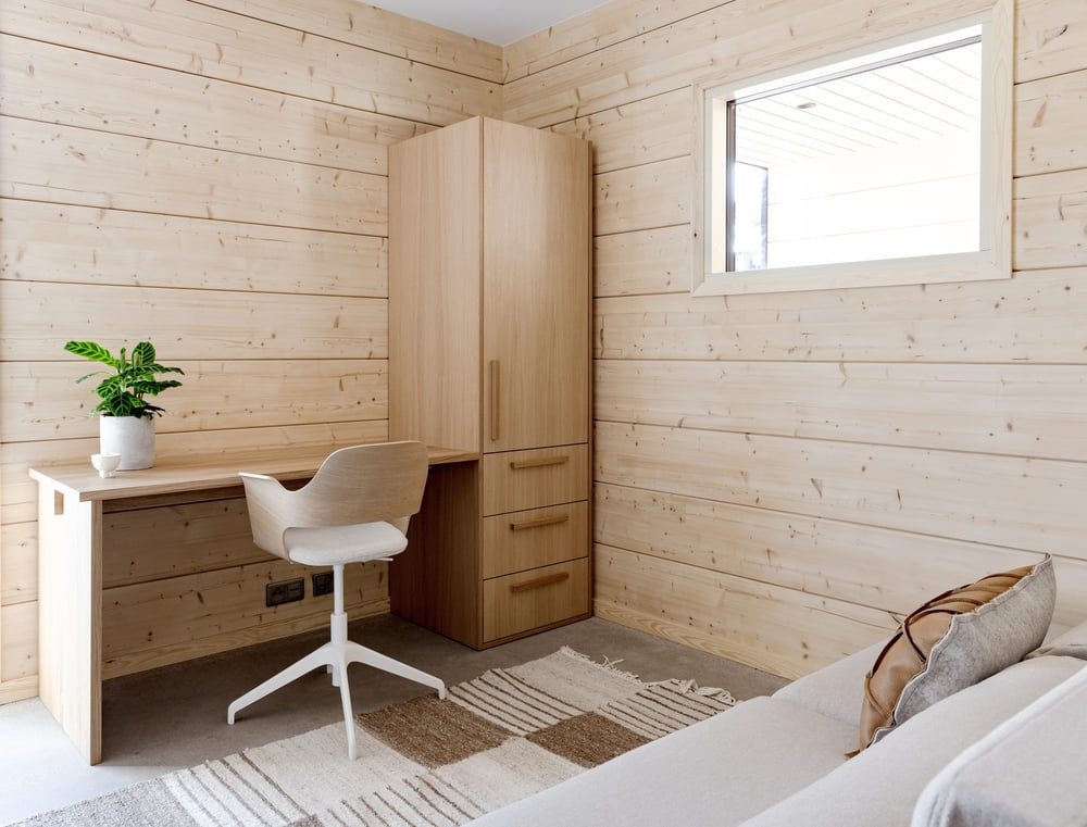 honka-log-home-reference-honka-haiku-naantali-housing-fair-bedroom-2-photo-minna-kivinen-1-1