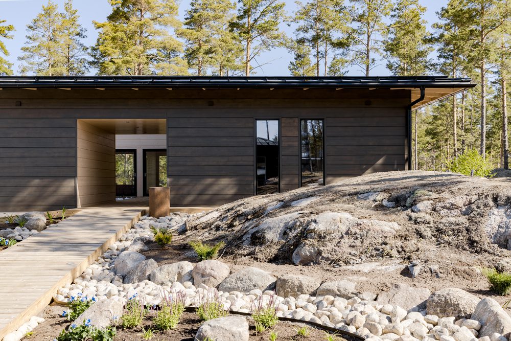 honka-log-home-reference-honka-haiku-naantali-housing-fair-exterior-2-photo-minna-kivinen