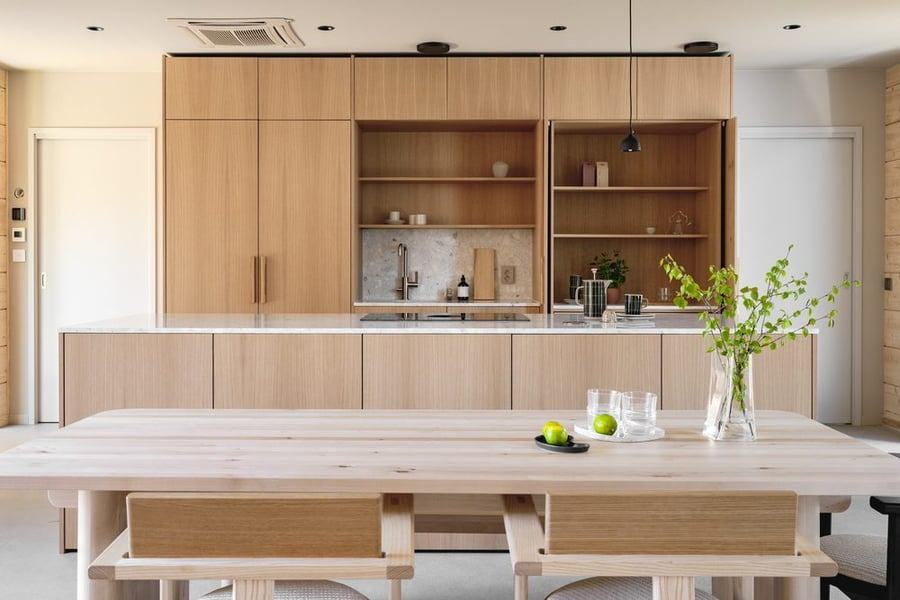 honka-log-home-reference-honka-haiku-naantali-housing-fair-kitchen-1-photo-minna-kivinen