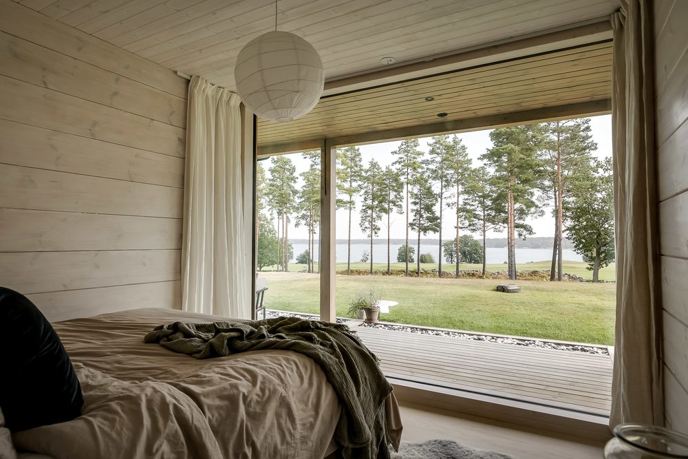 honka-log-home-reference-vastervik-sweden-lux-145-interior-016-or4007452