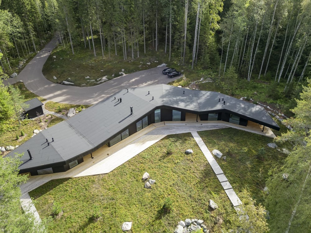 honka-log-house-villa-kumpu-architects-koanoy-photographer-marcgoodwin-exterior03-id4026910