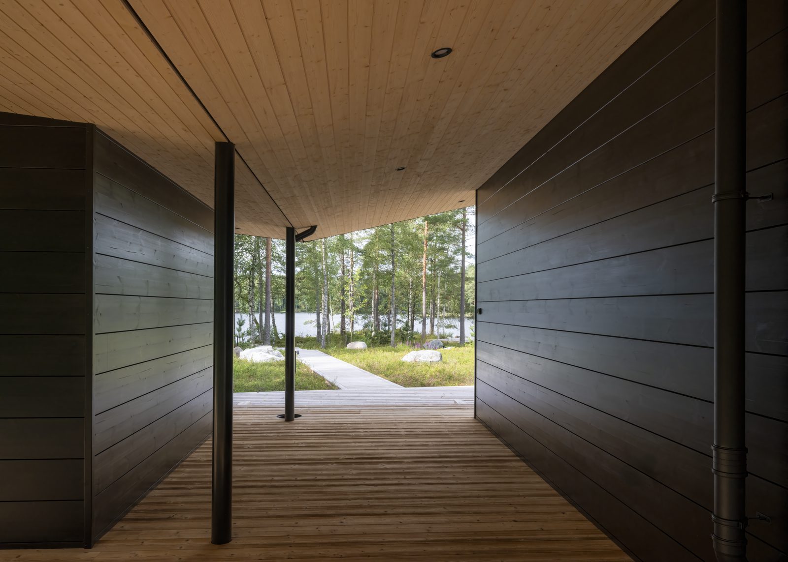 honka-log-house-villa-kumpu-architects-koanoy-photographer-marcgoodwin-exterior11-id4026910