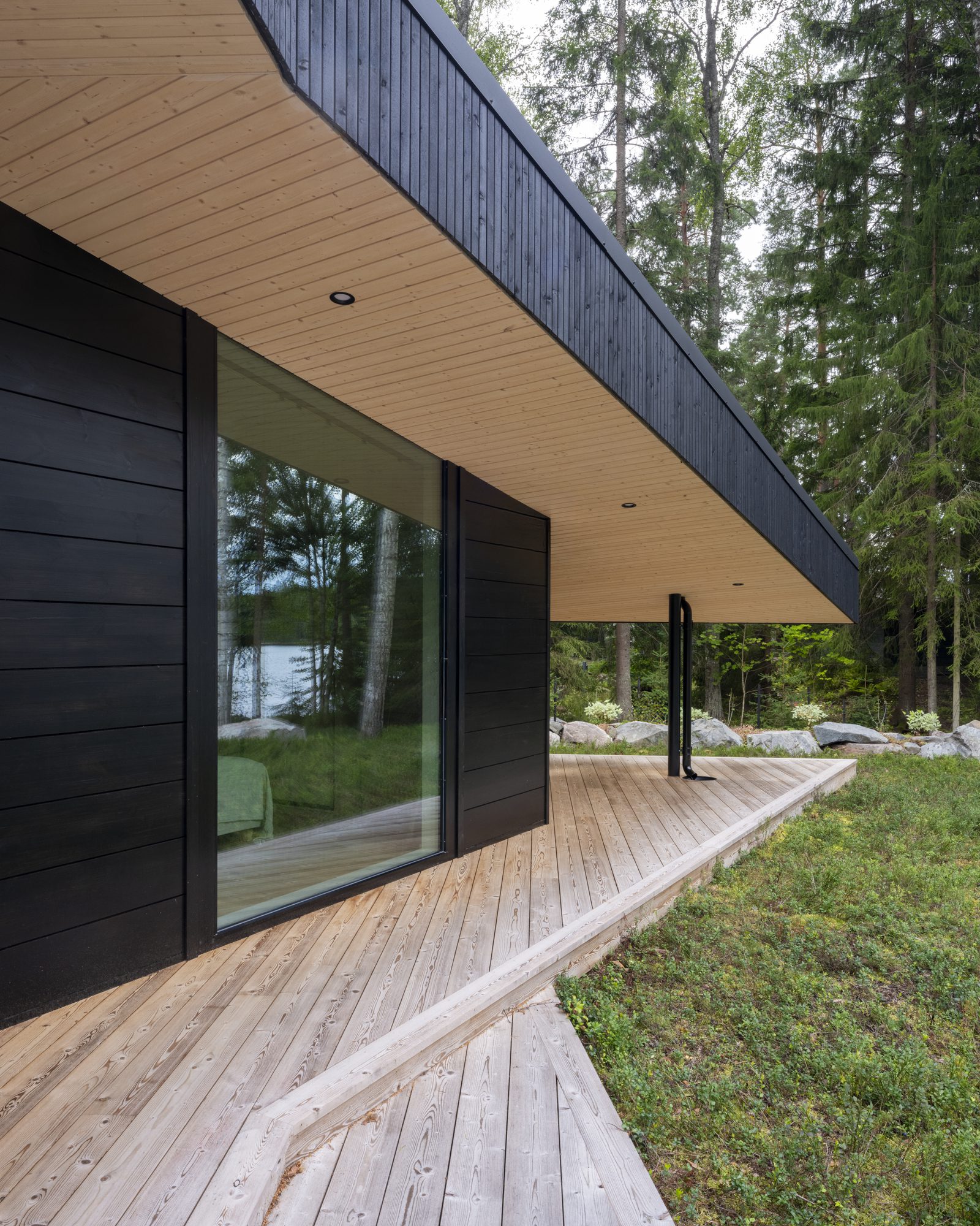 honka-log-house-villa-kumpu-architects-koanoy-photographer-marcgoodwin-interior07-id4026910