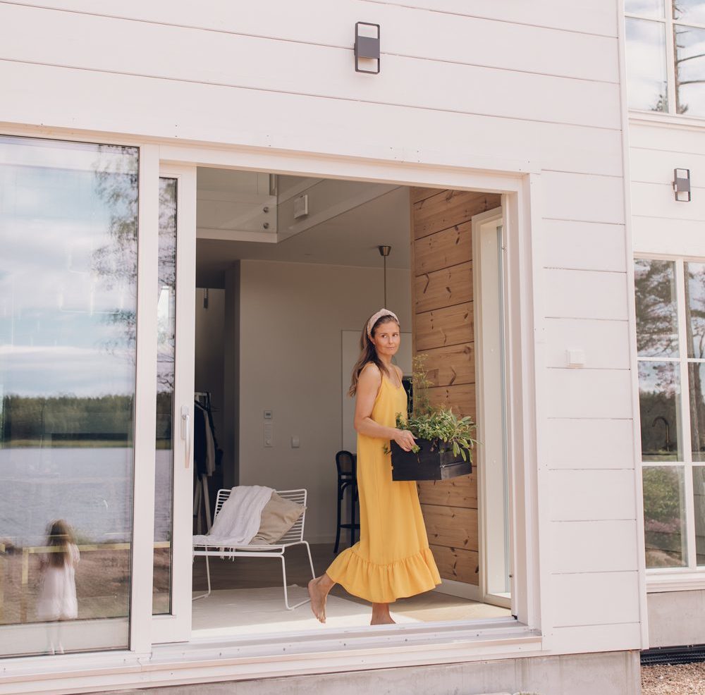 honka-loghome-kaisaturunen-terrace-e1653368077247