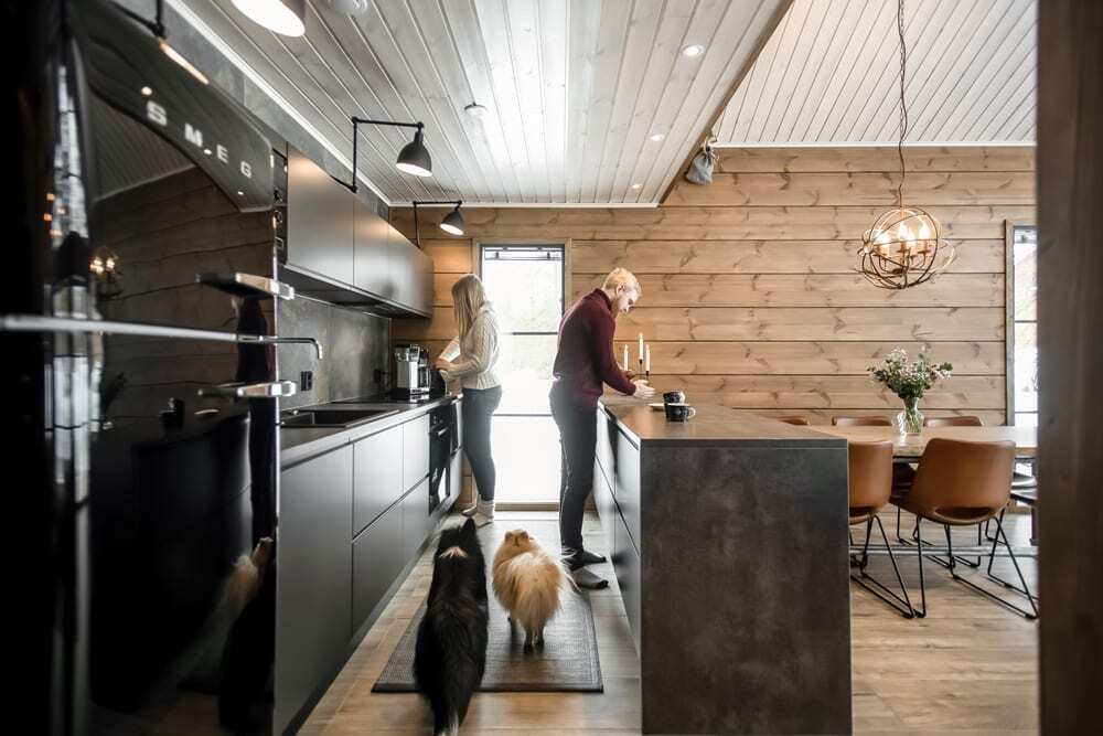 honkarakenne-villamohkola-honkaheimo-kylassa-hirsitalo_04