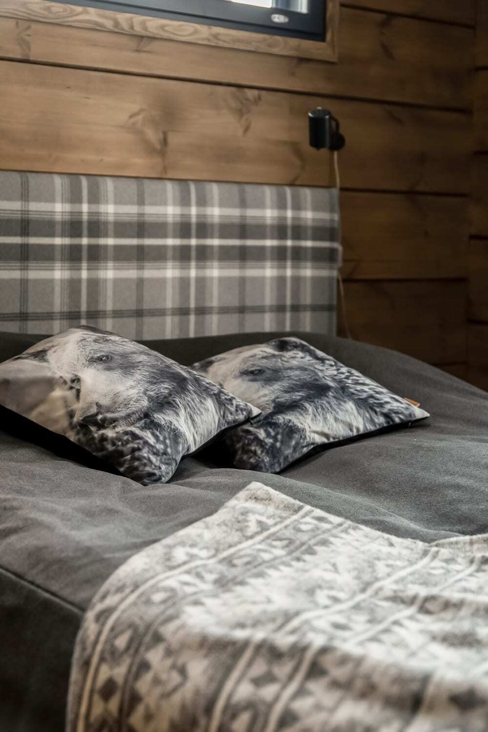 honkarakenne-villamohkola-honkaheimo-kylassa-hirsitalo_05