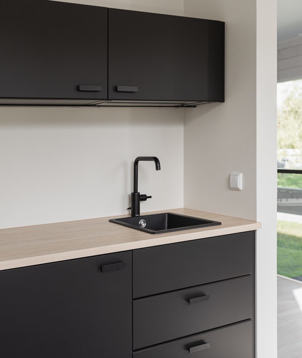 unelmacreativehouse-honkarakenne-jessekarjalainen-kuvaajahannakuronen-dsc9360-e1631261690279