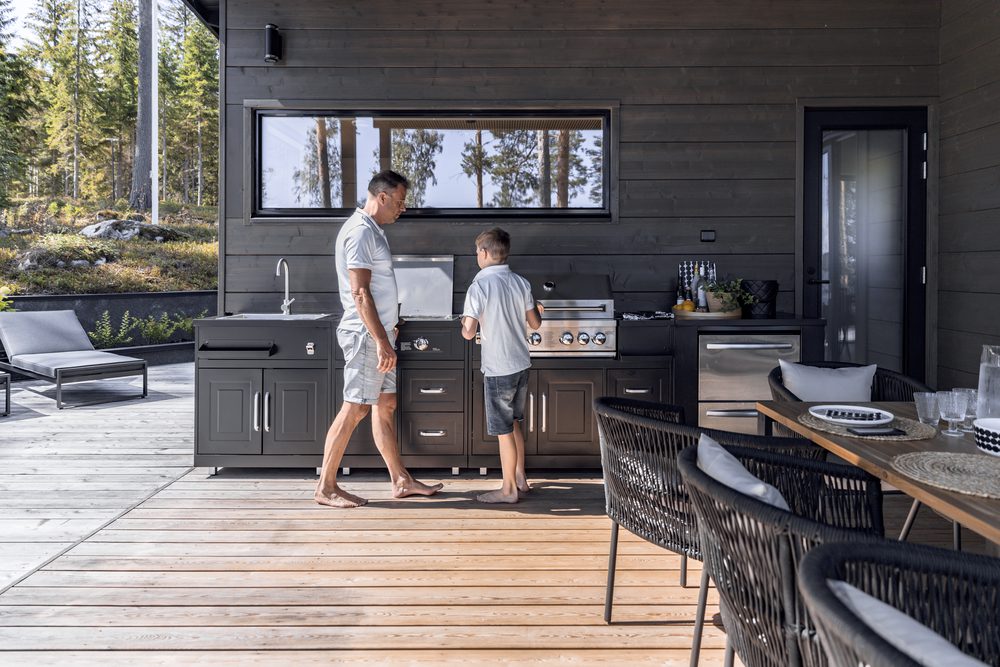 yijala-terassi-3-minna-kivinen